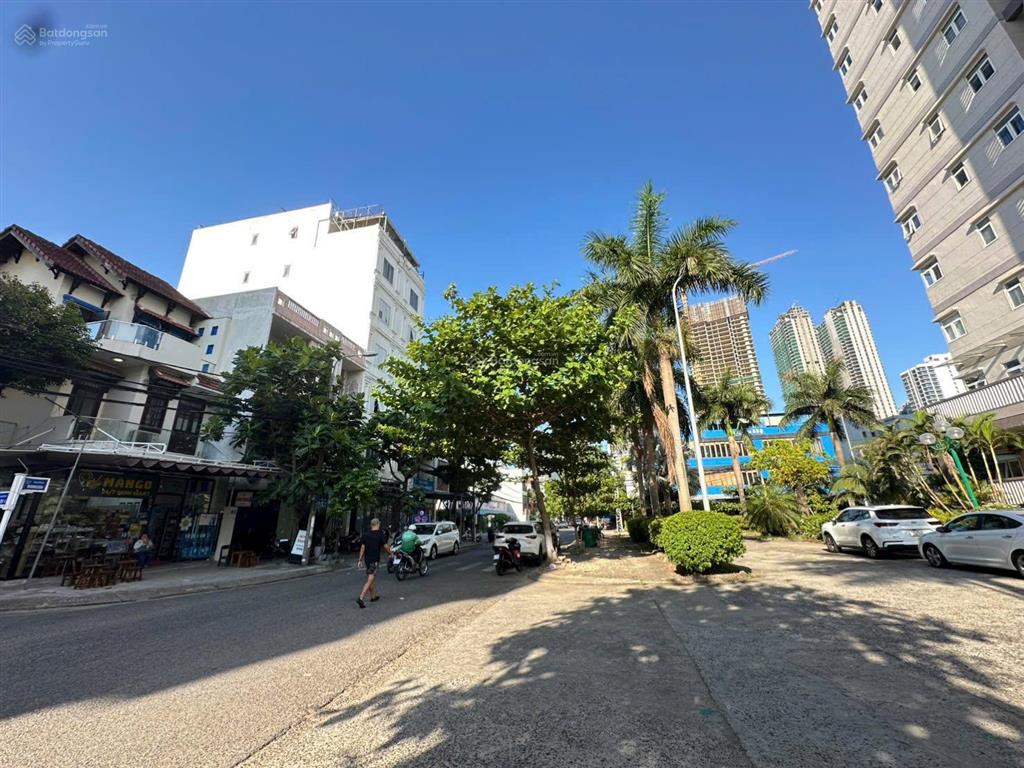 Bán nhà lô góc mặt phố morrison sơn trà, kinh doanh sầm uất, diện tích 106m  3 tầng  ngang 6m.