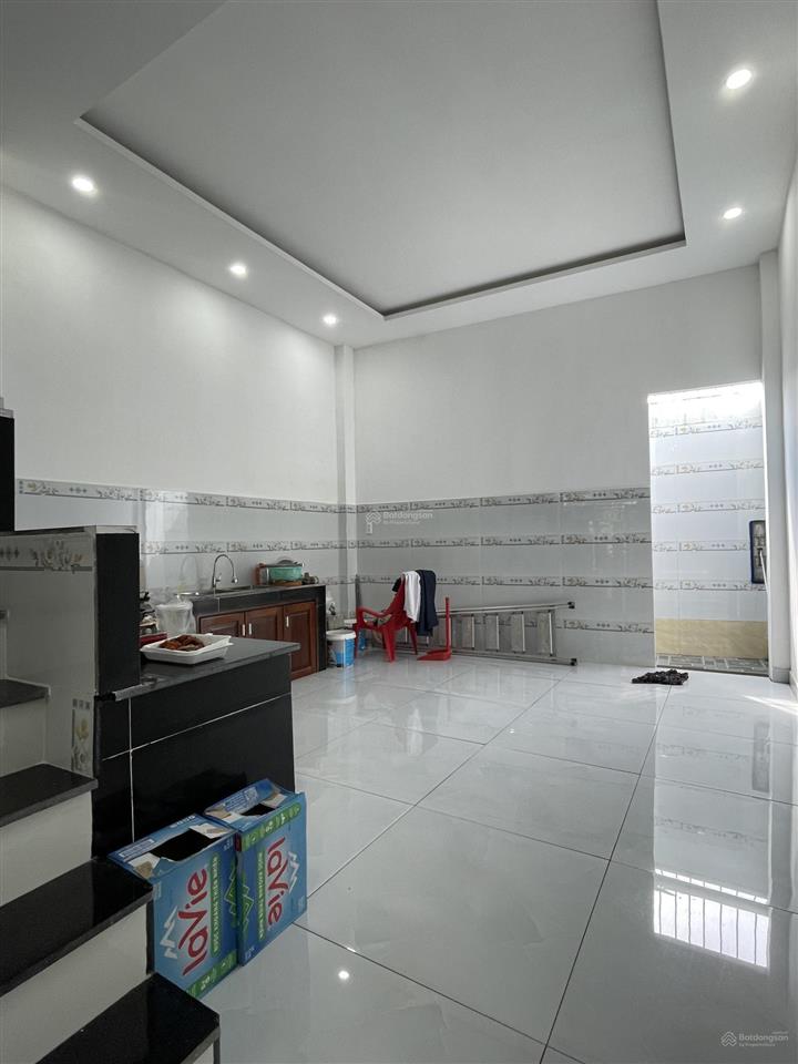 Bán gấp nhà hxh gần lê văn quới, bình trị đông, giá 5,4 tỷ, 70 m2, 4 tầng, 6pn