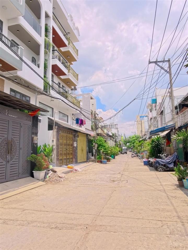 Bán nhà 5 tầng mới gần coopmart phú lâm, quận 6, xe hơi vào nhà ngủ