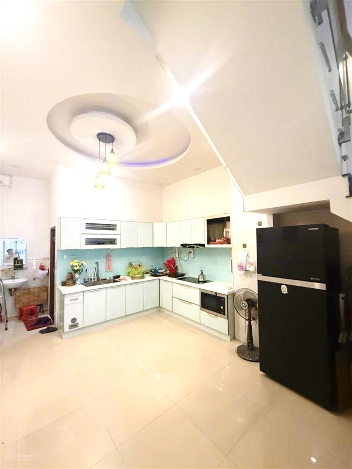 Bán nhà xe tăng đổ cửa ngay bv bình tân, hương lộ 2, 50m2, 4 tầng, giá 5.8 tỷ