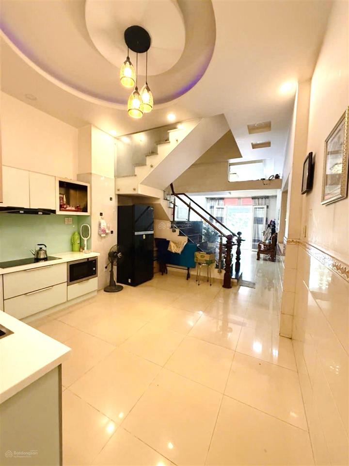 Bán nhà xe tăng đổ cửa ngay bv bình tân, hương lộ 2, 50m2, 4 tầng, giá 5.8 tỷ