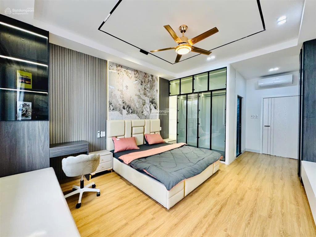 Siêu phẩm  chủ chuẩn bị định cư  cần bán gấp nhà thủ đức 72m2  hẻm xe hơi, giá 5 tỷ 8