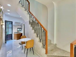 Cần bán siêu phẩm nhà lê văn việt  q9 60m2  hẻm xe hơi  gần các trường đh  nhiều tiện ích