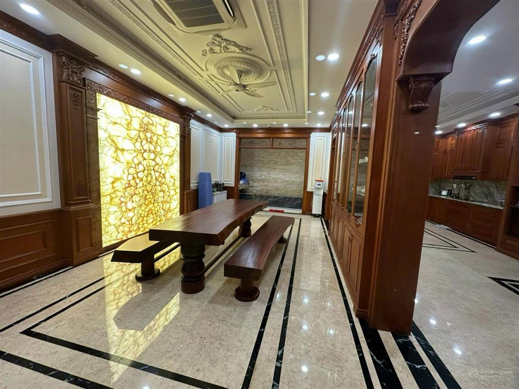 Chính chủ bán biệt thự hẻm 11 phạm phú thứ dt 9 x 24m 1tr 3l giá 50 tỷ tl đối diện bảy hiền tower