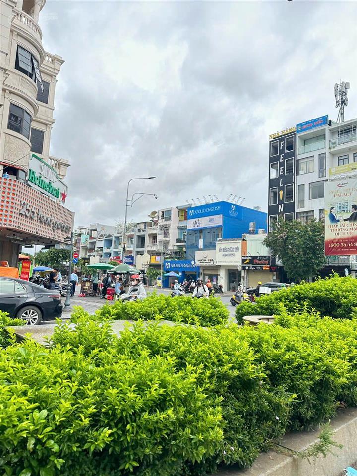 Bán gấp nhà mặt phố tại quang trung, 25 tỷ, 120m2, 6m mặt tiền