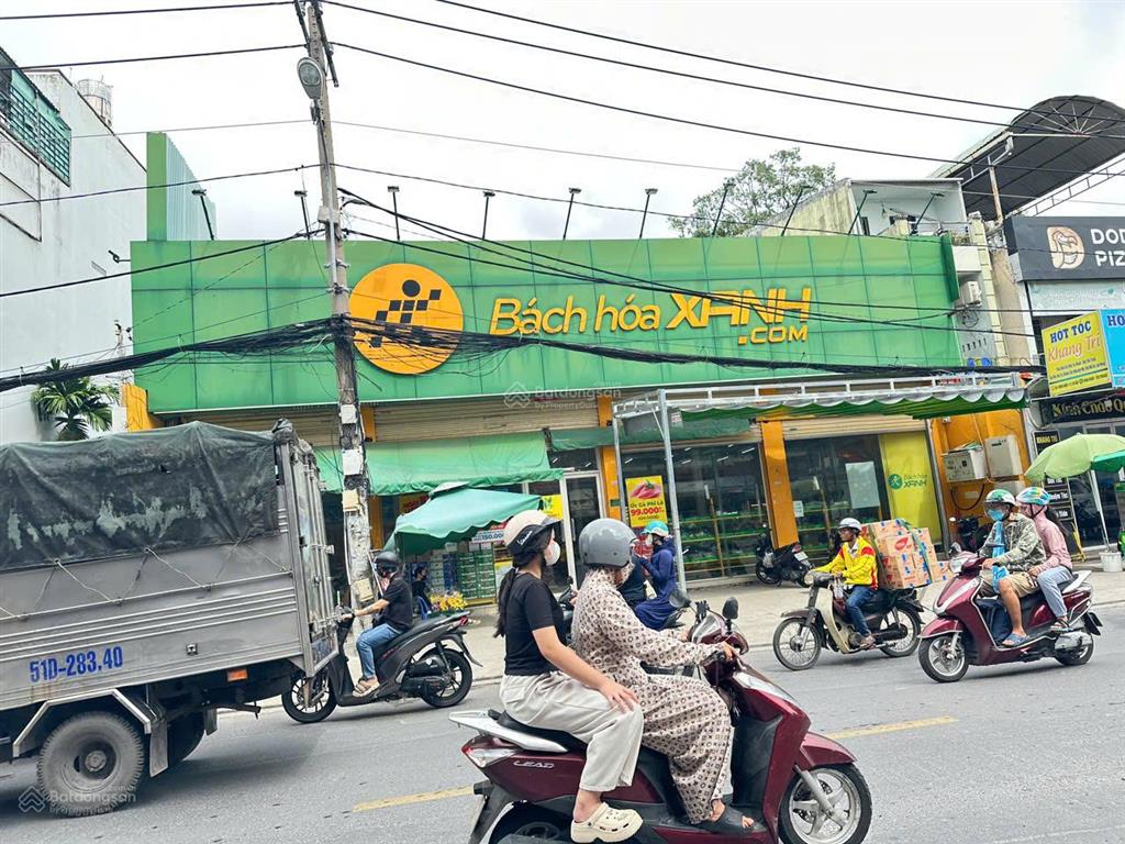 Mt nguyễn oanh dt 7 x 22m cấp 4 vị trí gần ngã 4 giá 19 tỷ