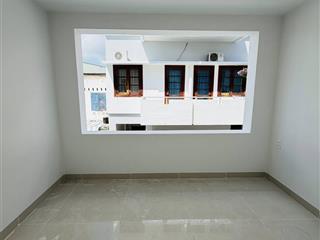 Bán nhà mới 3 tầng trung tâm tp nha trang chỉ 4 tỷ, cách đường phan đình giót 2 căn nhà