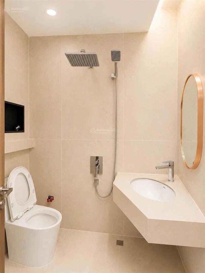 Nhà bán trung tâm nha trang chỉ 4 tỷ 200 triệu, 3 tầng bao gồm đầy đủ nội thất hiện đại