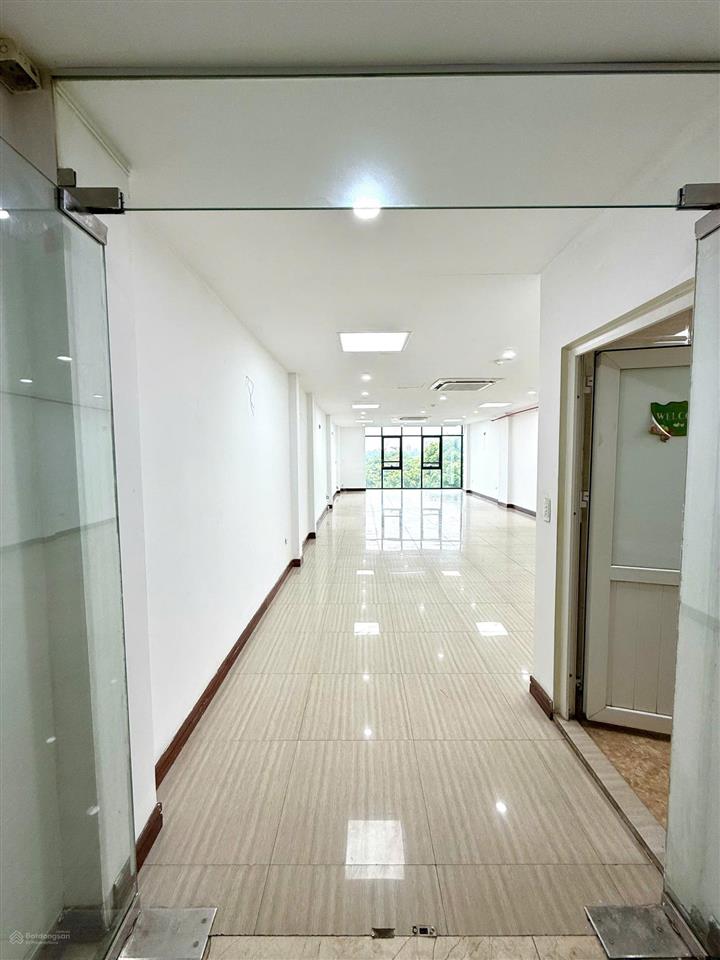 Cho thuê văn phòng tại đỗ đức dục, 14 triệu vnd, 105 m2, hàng hiếm tại khu vực mễ trì, nam từ liêm