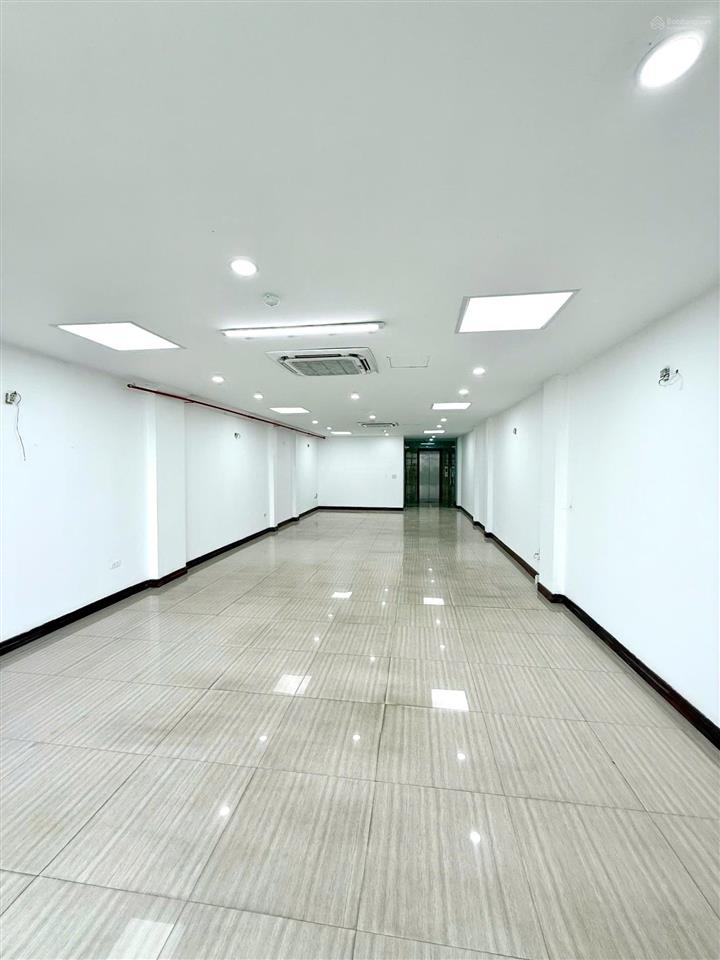 Cho thuê văn phòng tại đỗ đức dục, 14 triệu vnd, 105 m2, hàng hiếm tại khu vực mễ trì, nam từ liêm