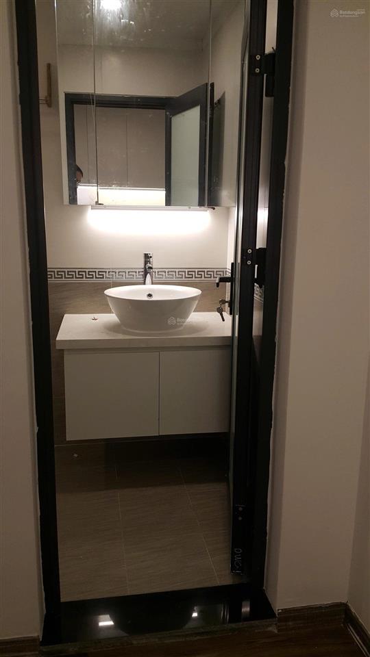 Bán đất tặng nhà 2 tầng phố thiên hiền, mỹ đình dt 50m2,ô tô đỗ cửa, sổ vuông giá 11,5tỷ 0919 266 ***
