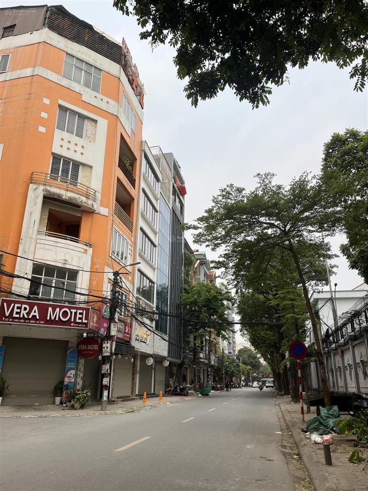 Bán đất tặng nhà 2 tầng phố thiên hiền, mỹ đình dt 50m2,ô tô đỗ cửa, sổ vuông giá 11,5tỷ 0919 266 ***