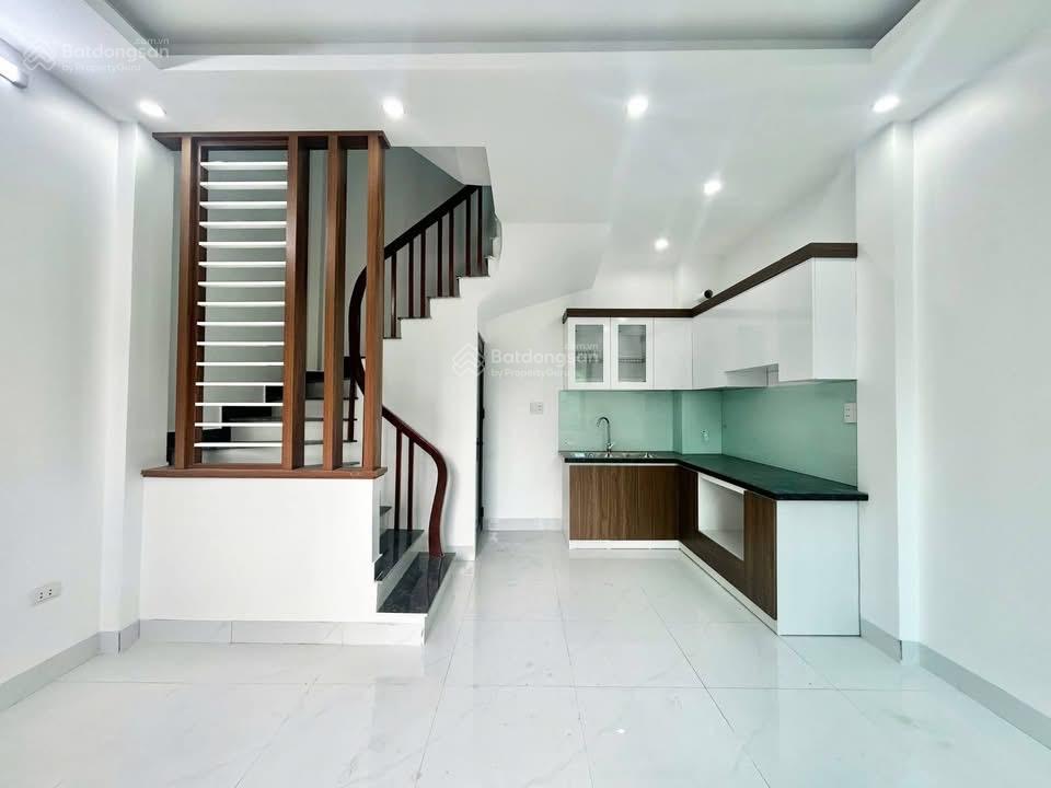 Đẹp mới vào ở ngay 30m2 xây 5 tầng chắc chắn từ liêm giá hơn 5 tỷ alo em hương 0919 266 ***
