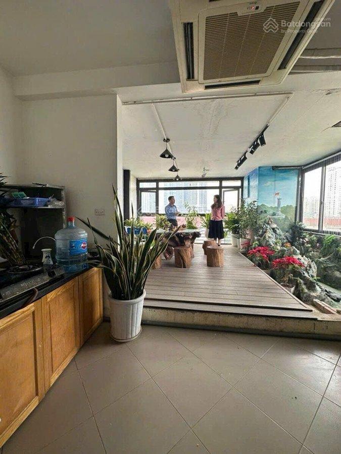 Nhà đẹp cầu giấy ô tô tránh diện tích 50m2 xây 8 tầng thang máy giá hơn 16 tỷ alo 0919 266 ***