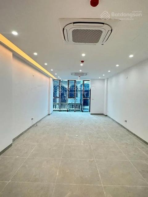 Nhà phân lô, ô tô ngủ nhà phố nguyễn khang, cầu giấy dt 80m2 xây 8 tầng thang may,sổ đẹp giá 34,5tỷ