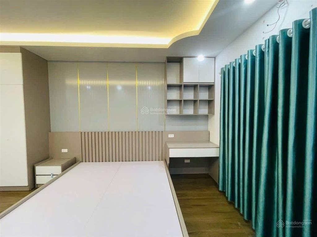 Nhỉnh 8 tỷ nhà đẹp võ chí công, tây hồ diện tích 35m2 xây 5 tầng chắc chắn, nội thất mới đẹp