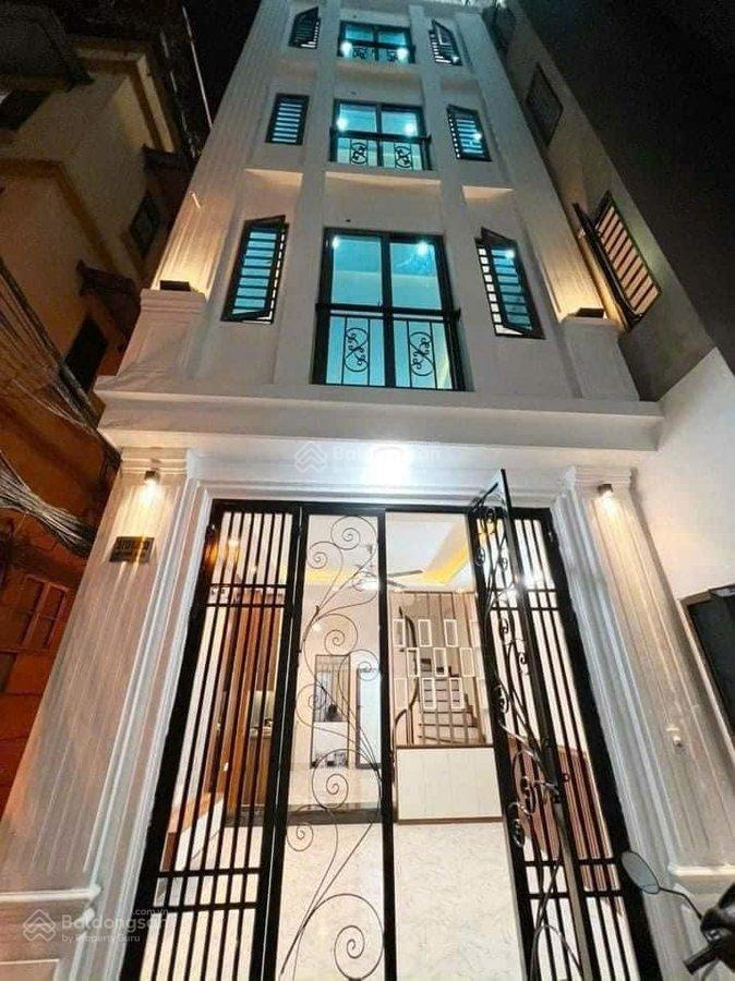 Nhà đẹp hồ tùng mậu, cầu giấy diện tích 40m2 xây 5 tầng full nội thất, giá hơn 8 tỷ, alo 0919 266 ***