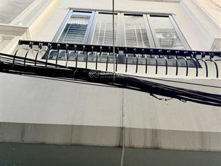 Nhà đẹp mỹ đình diện tích 40m2 xây 5 tầng chắc chắn full nội thất sẵn sàng giao dịch giá hơn 9 tỷ