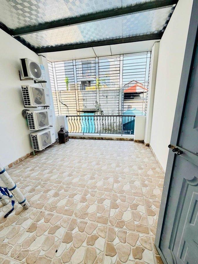 Nhà đẹp mỹ đình diện tích 40m2 xây 5 tầng chắc chắn full nội thất sẵn sàng giao dịch giá hơn 9 tỷ