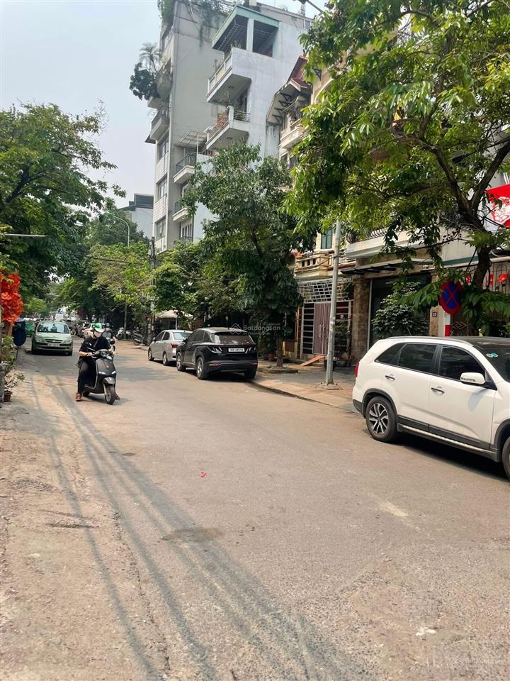 Nhà đẹp 6 tầng cầu giấy 48m2, gần đường ô tô, khu vực dân trí cao, nhiều tiện ích, giá nhỉnh 14 tỷ