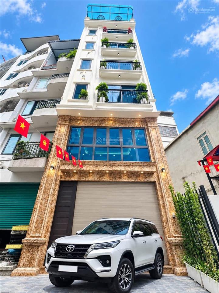 Siêu phẩm cầu giấy  xây mới 6 tầng  thang máy  ô tô tránh  lô góc giá hơn 20 tỷ alo0919 266 ***