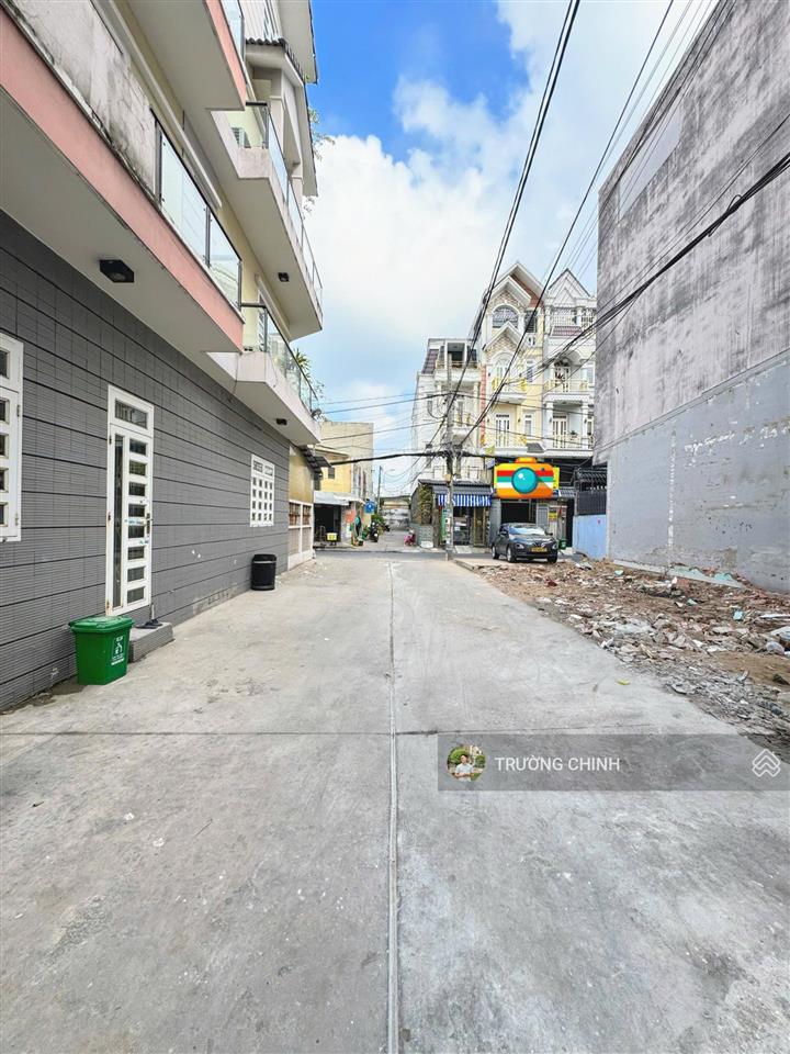 Hương lộ 2  nhà 4tầng  hẻm 8m  4 x 13  k lộ giới  full nt  6 tỷ hơn