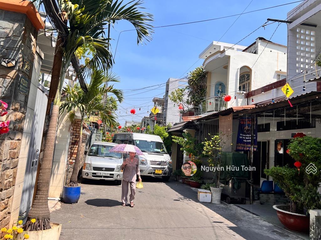 Giảm 2tỷ  13.5tỷ hầm 3 tầng 190m2 hẻm 7 chỗ thẳng nhà thống nhất  gò vấp