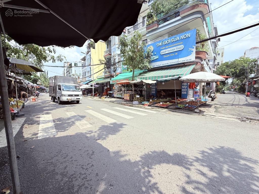 5x18m, 2 tầng hẻm xe hơi thông khắp nơi. khu được xây hầm 6 tầng