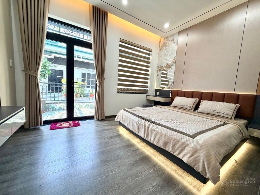 4,5x16m  2 tầng 2 mặt hẻm xe hơi nguyễn văn khối gần công viên