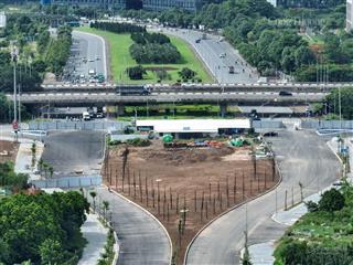 Bán nhà mới xây ngay tại trung văn lê quang đạo mỹ đình. dt.42m.4t.giá 8,35tỷ. 0982 079 ***