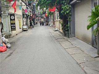 Bán cc mini 9 phòng ngủ tại văn quán, phùng hưng. đang cho thuê dòng tiền 30tr/1 tháng. dt 42m2