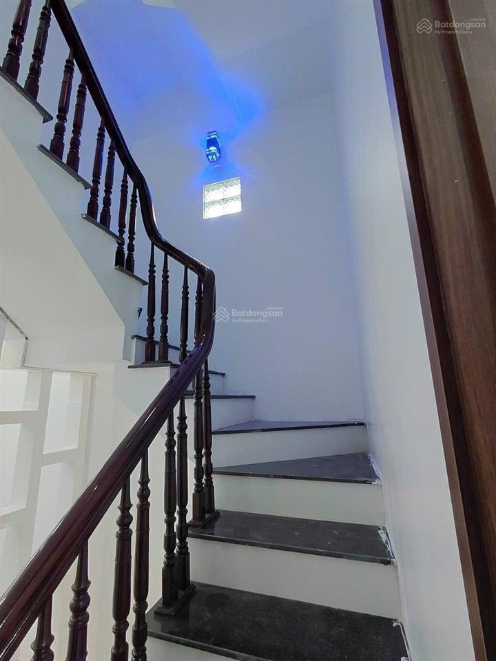 Nhà ngay văn quánphùng hưngđường 19/5. nhà mới 5tcăn góc 3 mặt thoáng. dt35m giá8,85tỷ.0982 079 ***