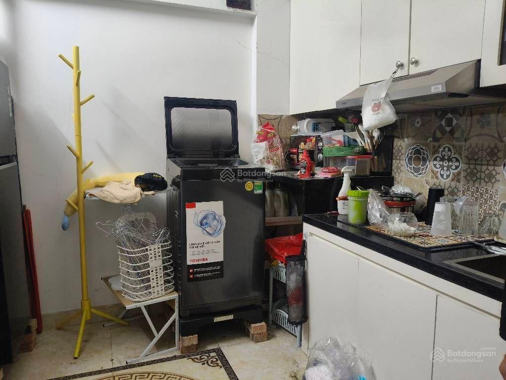 Nhà tập thể tầng 1 phố vọng hà, hộ khẩu hoàn kiếm, ô tô đỗ cổng