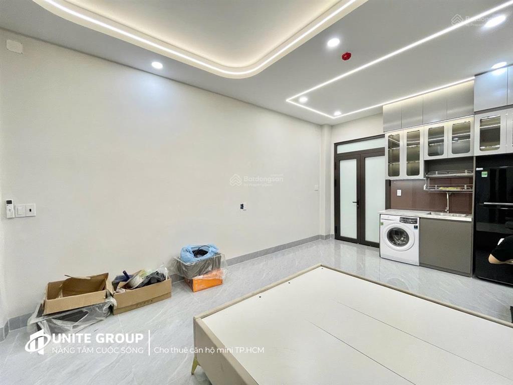Căn hộ trung tâm bình thạnh, sát quận 1 full nội thất, mới 100% ngay hàng xanh, ban công lớn