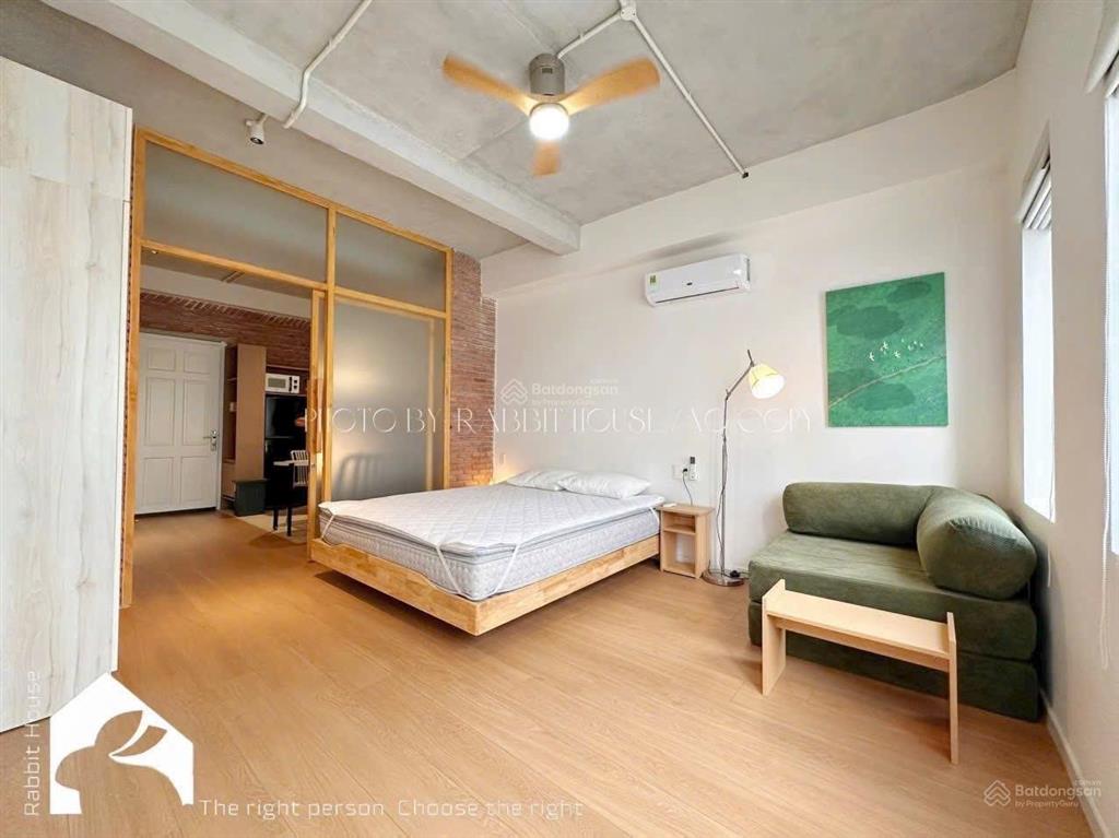 Cho thuê 1 phòng ngủ ngay phan đăng lưu 42m2 full nội thất tiện đi quận 1 ban công mới 100%