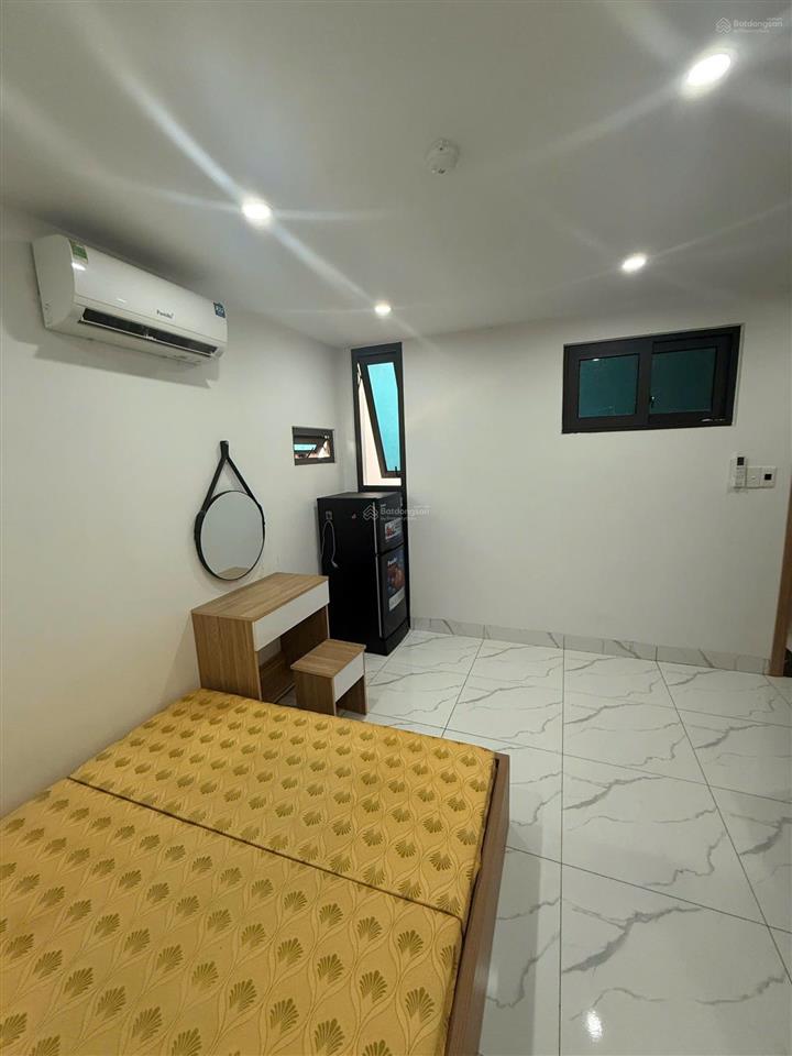 Bán nhà ccmn dòng tiền 80tr/tháng 70m, 7 tầng thang máy, ngõ thông 17pkk, đã thuê full giá đầu tư