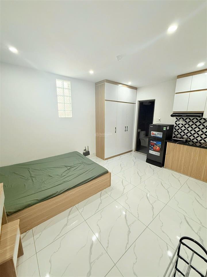 Bán nhà ccmn dòng tiền 80tr/tháng 70m, 7 tầng thang máy, ngõ thông 17pkk, đã thuê full giá đầu tư