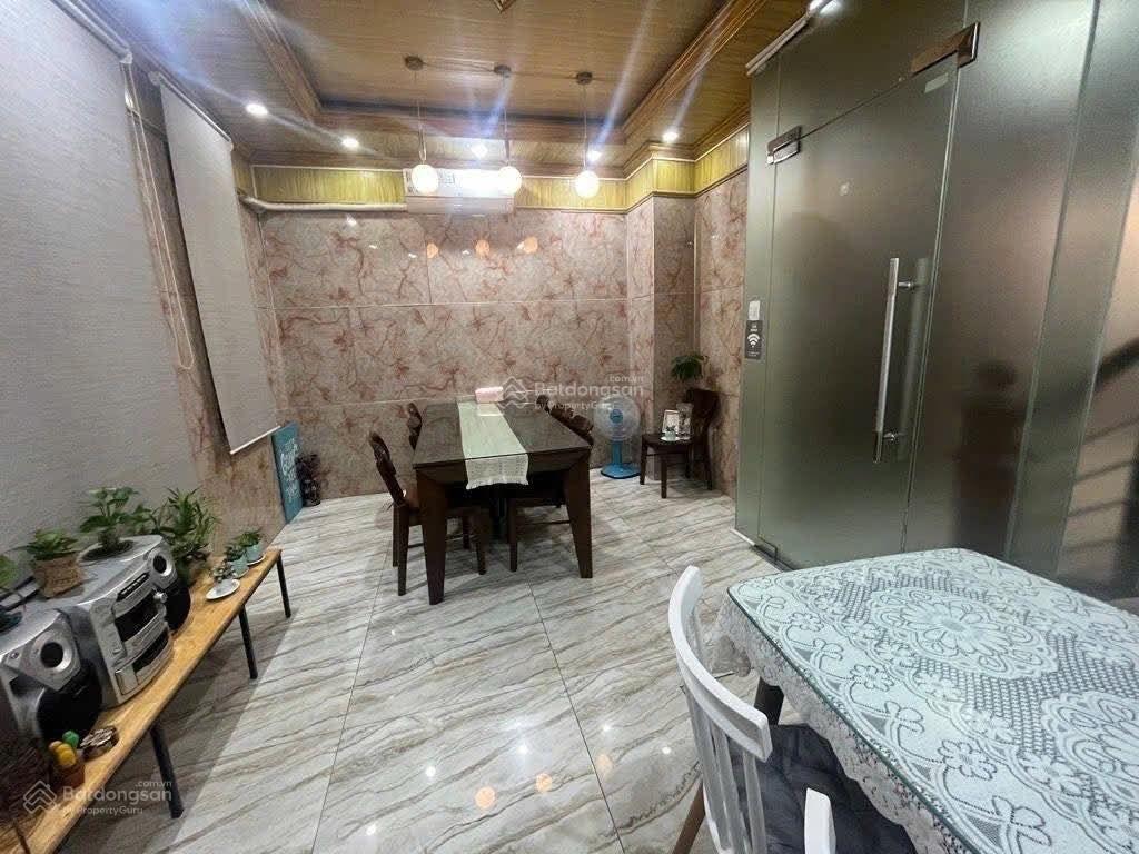 Biệt thự five star đình thôn 80m2 lô góc 3 mặt thoáng 19m mặt ô tô tránh, doanh thu 800tr/năm