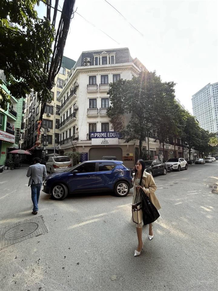 Biệt thự five star đình thôn 80m2 lô góc 3 mặt thoáng 19m mặt ô tô tránh, doanh thu 800tr/năm