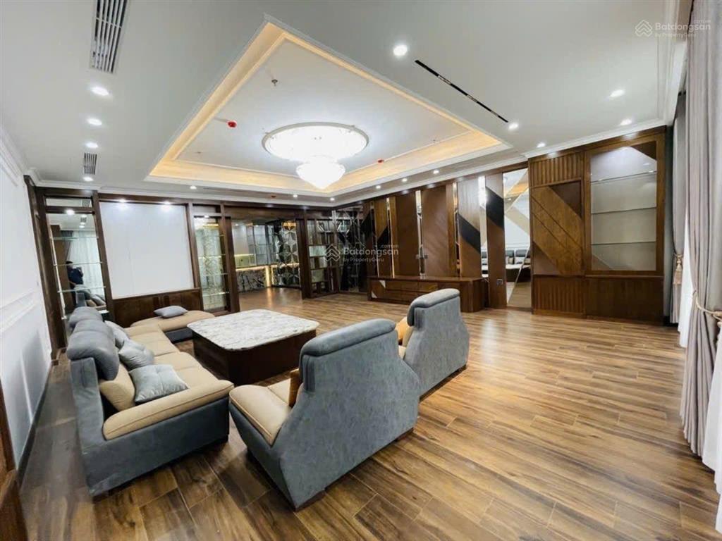 Bán tòa văn phòng mặt phố đẹp tại , lê đức thọ, 120m2, 69.5 tỷ vnd, đầy đủ tiện ích