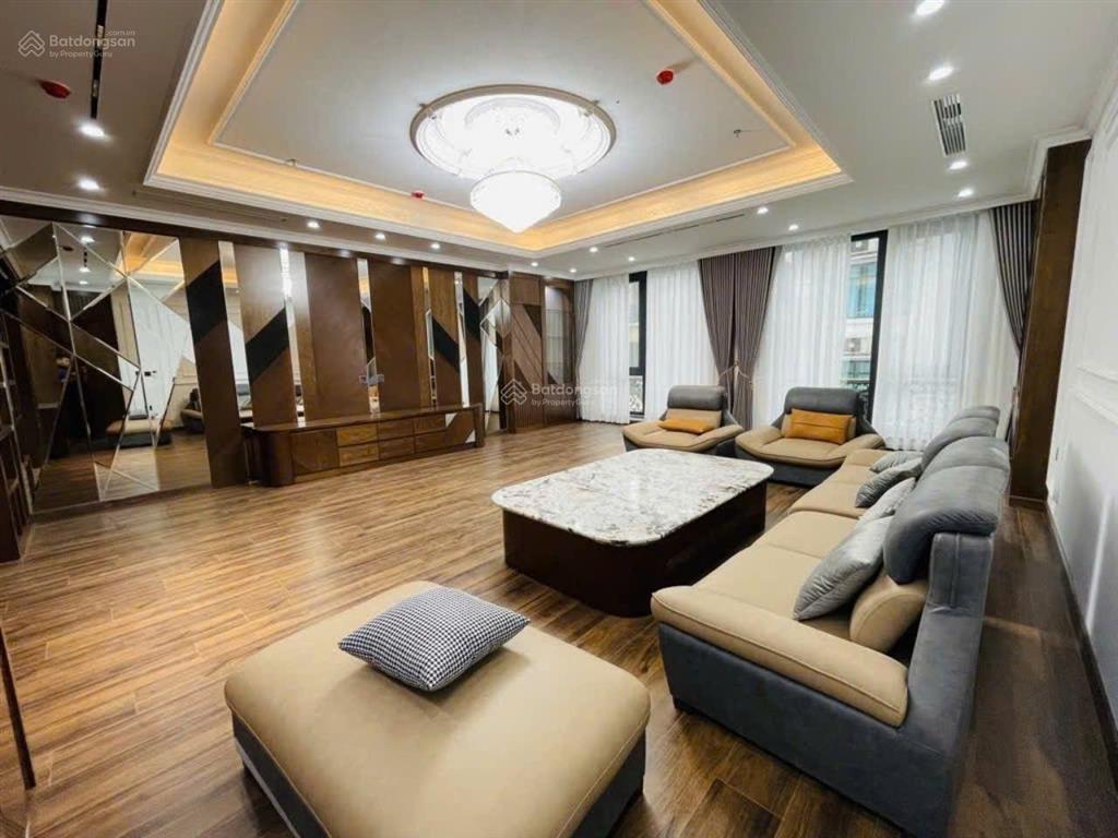 Bán tòa văn phòng mặt phố đẹp tại , lê đức thọ, 120m2, 69.5 tỷ vnd, đầy đủ tiện ích