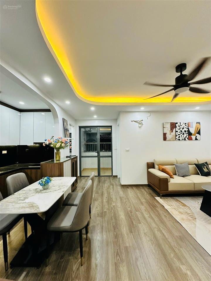 Bắc rice city chủ cần giảm giá sâu diện tích 63m thiết kế 2 phòng ngủ 2 vệ sinh cửa