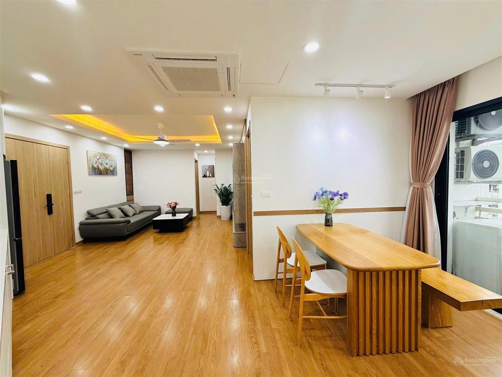 Chính chủ bán căn hộ no9b bán đảo linh đàm diện tích 80m thiết kế 3 phòng ngủ 2 vệ s