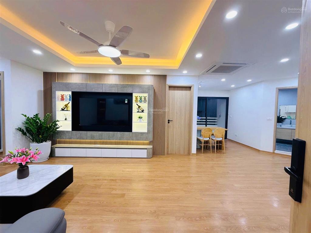Chính chủ bán căn hộ no9b bán đảo linh đàm diện tích 80m thiết kế 3 phòng ngủ 2 vệ s