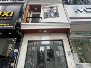 Giảm 1 tỉ nhà hoa lan 21 tỉ (5x13) 55m2, trệt 3 lầu 4pn + 5wc. rất cần bán. trả là bán.