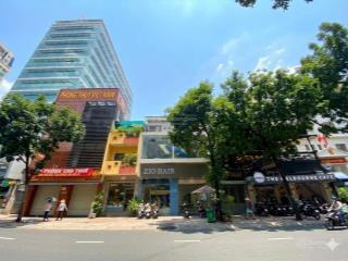 Đoạn đẹp nguyễn đình chiểu q3 [8x17] nhà 4 tầng hđt 120tr/th. giá 109 tỉ.