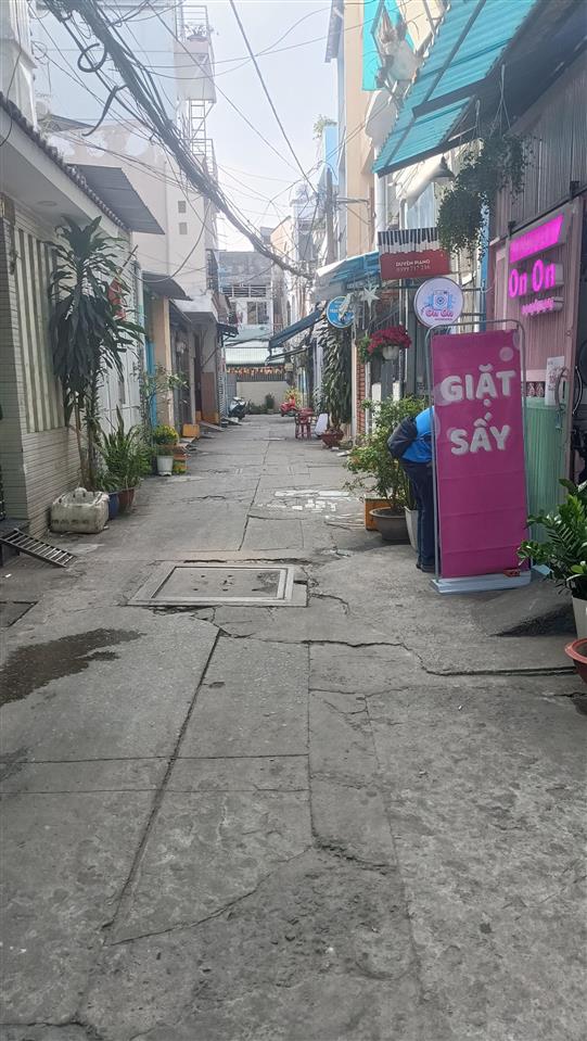 703/ lạc long quân, phường 10 tân bình tphcm
