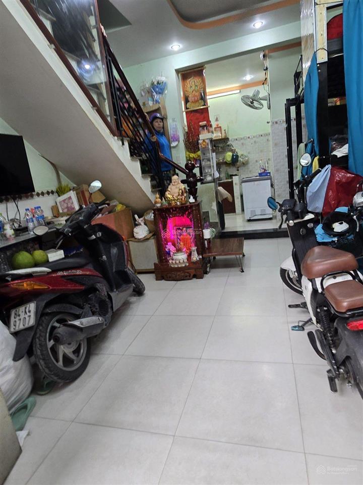 165// vườn lài, phường phú thọ hòa, quận tân phú. diện tích 4x8m (1 trệt, 1 lầu sân thượng)