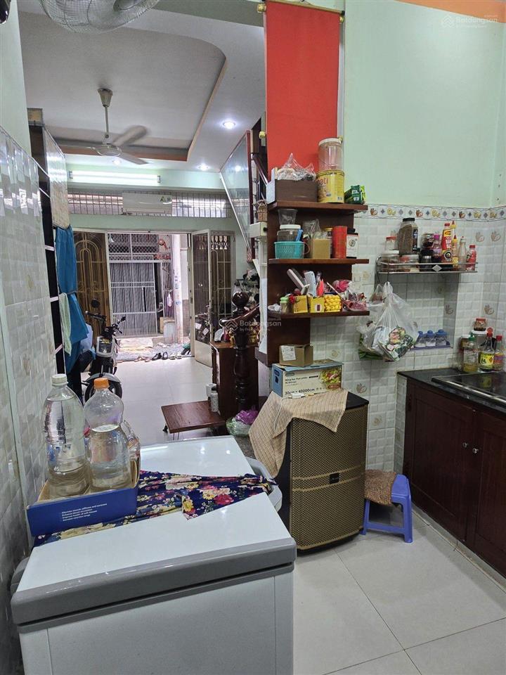 165// vườn lài, phường phú thọ hòa, quận tân phú. diện tích 4x8m (1 trệt, 1 lầu sân thượng)