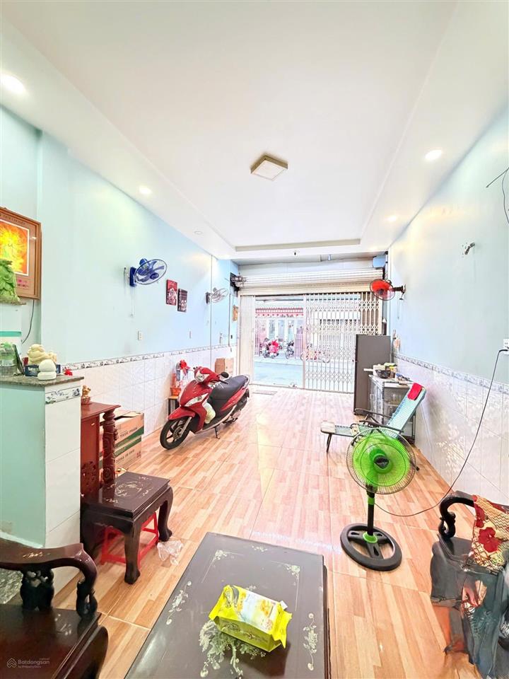 Mặt tiền kinh doanh bùi thế mỹ phường 10 tân bình dt 5.2x13m. kết cấu 1 trệt 1 lầu + 4 phòng 3 wc